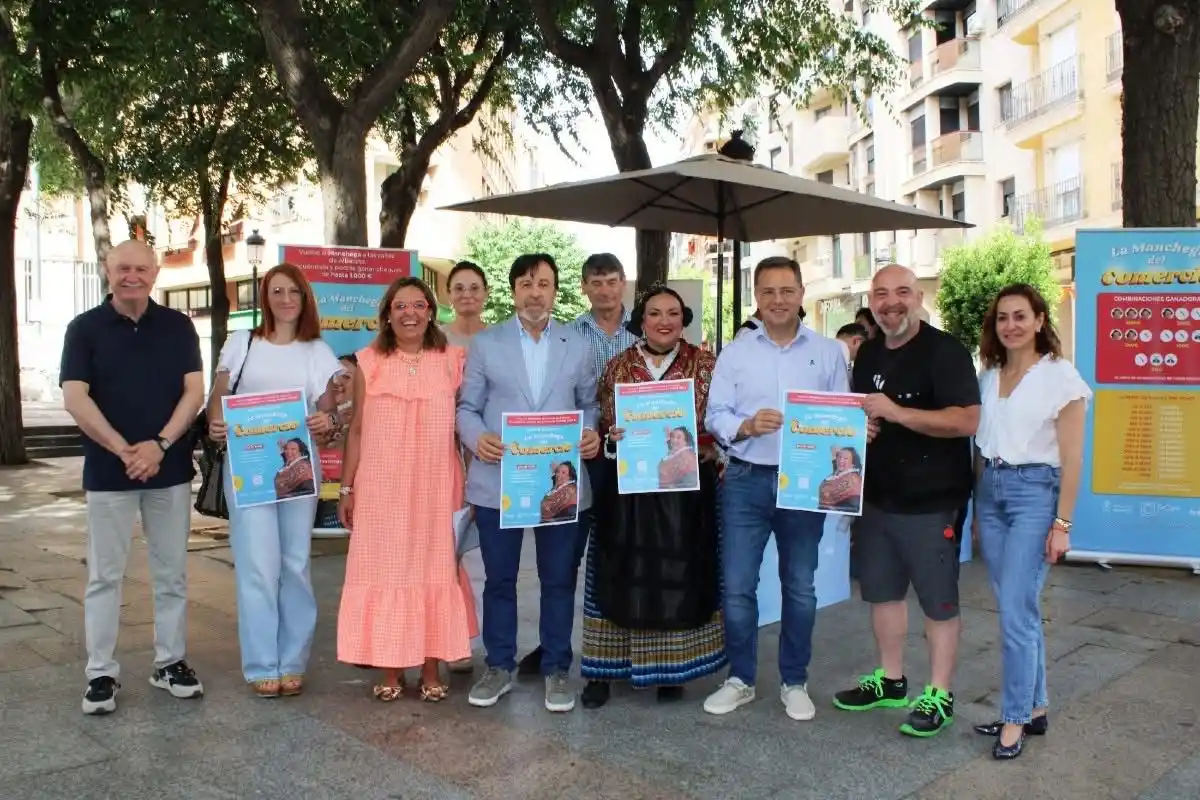 Image from Ayuntamiento de Albacete: 🛍️ Manuel Serrano anima a participar en ‘La Manchega del Comercio’ pa...