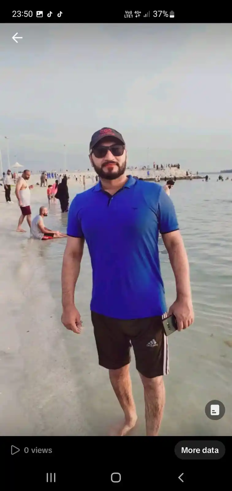 Image from Zaroorat Rishta: NAYAB MARRIAGE ADVISOR Zareen *PERSONAL INFORMATION:* 1: Gender: m...