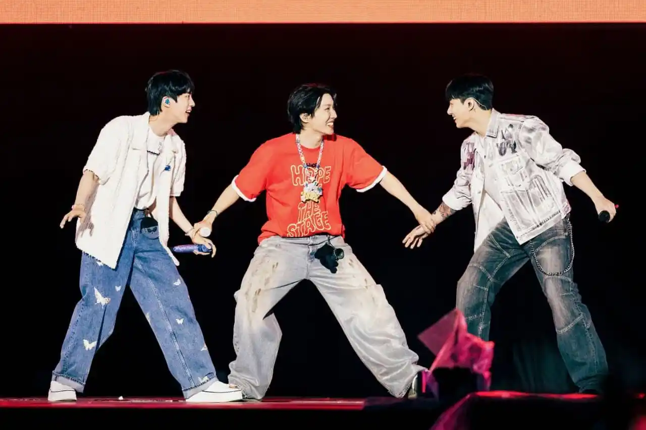 BTS⁷ ARMYS NEWS ⟭⟬ 💜✨ 🫶 post