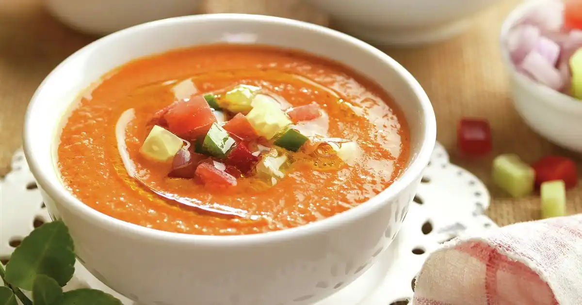 Image from Cocina Fácil: 🍅 *TRUCO DE COCINA*   ¿Quieres un *gazpacho perfecto* en solo 5 minut...