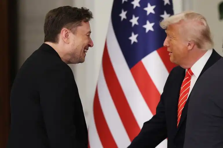 Image from ✅ Crypto • Développement • Blockchain – ClaverCryptoBillions ✅: 📉 Trump vs Elon : guerre ou théâtre pour faire chuter le marché crypt...