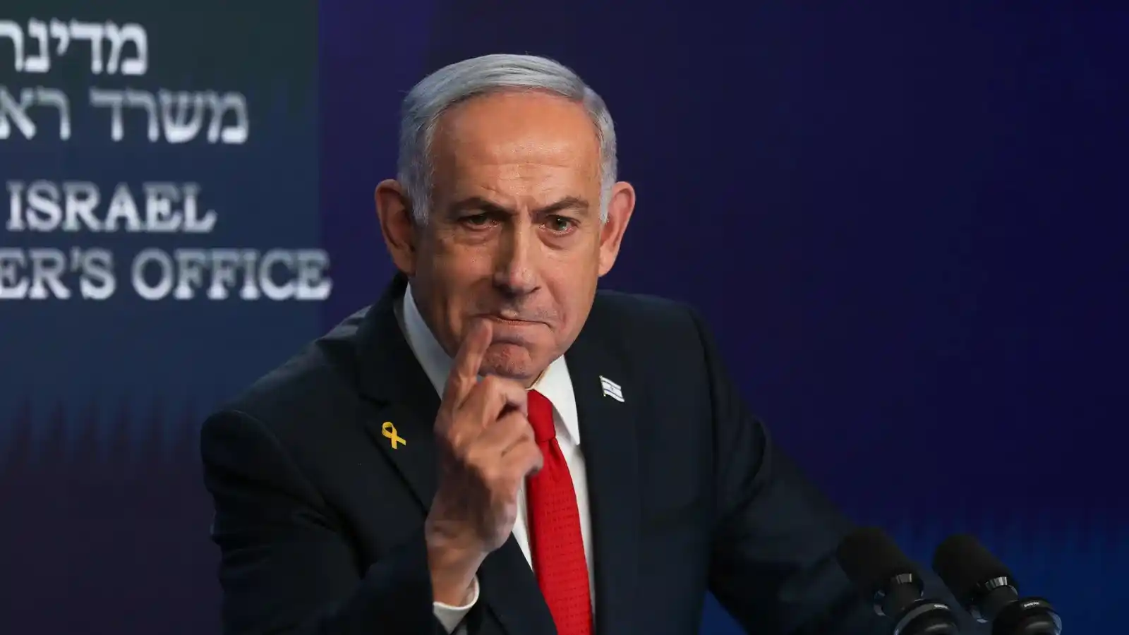 Image from ✅ Crypto • Développement • Blockchain – ClaverCryptoBillions ✅: 🚨 URGENT : Israël attaque l’Iran. Explosions à Téhéran, sirènes en Is...