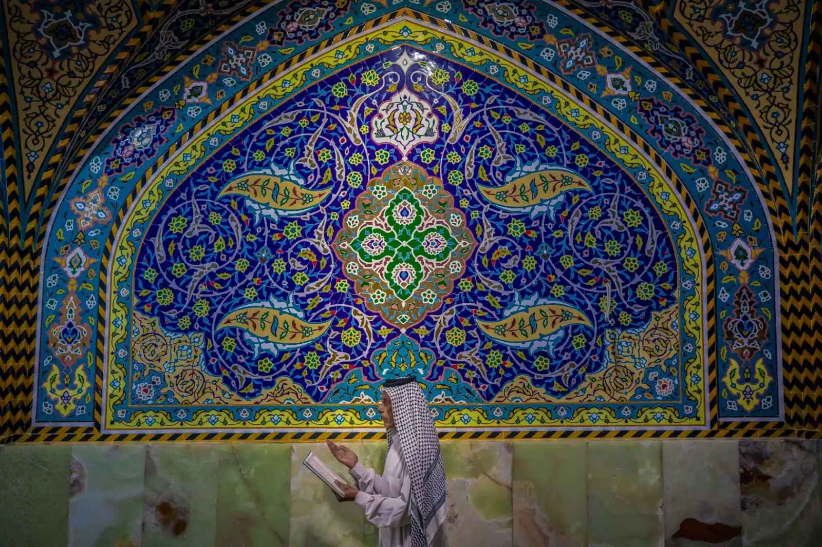 Image from فرقة العباس القتالية/ لواء 26: ﴿الَّذِينَ آمَنُوا وَتَطْمَئِنُّ قُلُوبُهُم بِذِكْرِ اللَّهِ أَلَا بِذ...