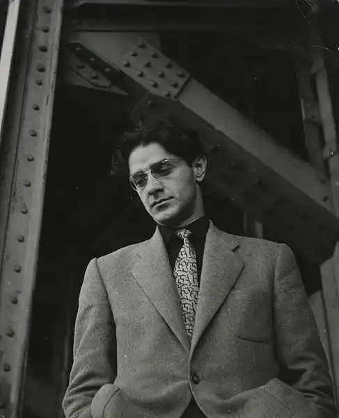 Image from Kelimelerin Dansı: Bazıları şiir sevmez, çünkü onların yaraları yoktur, yaraladıkları var...