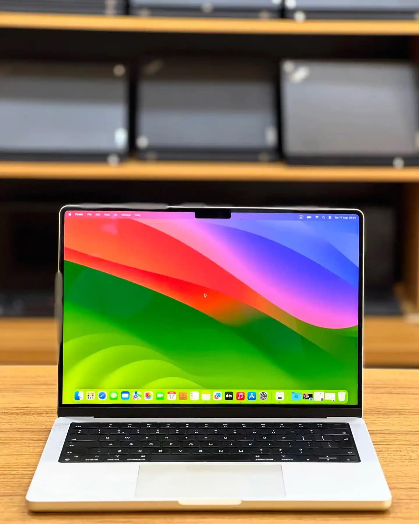 Image from DMTG TECH 💻: 🧑🏼💻 MacBook Pro 14” 2021 M1 PRO 💰 Prix fixe : 600.000 FCFA 📝 Ga...