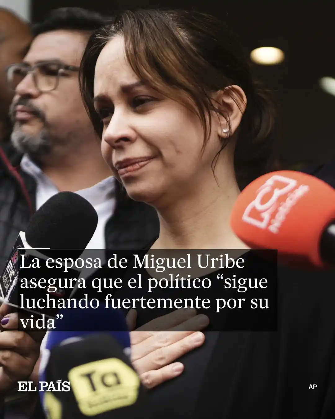 Image from El País América Colombia: María Claudia Tarazona, esposa de Miguel Uribe, asegura que el polític...