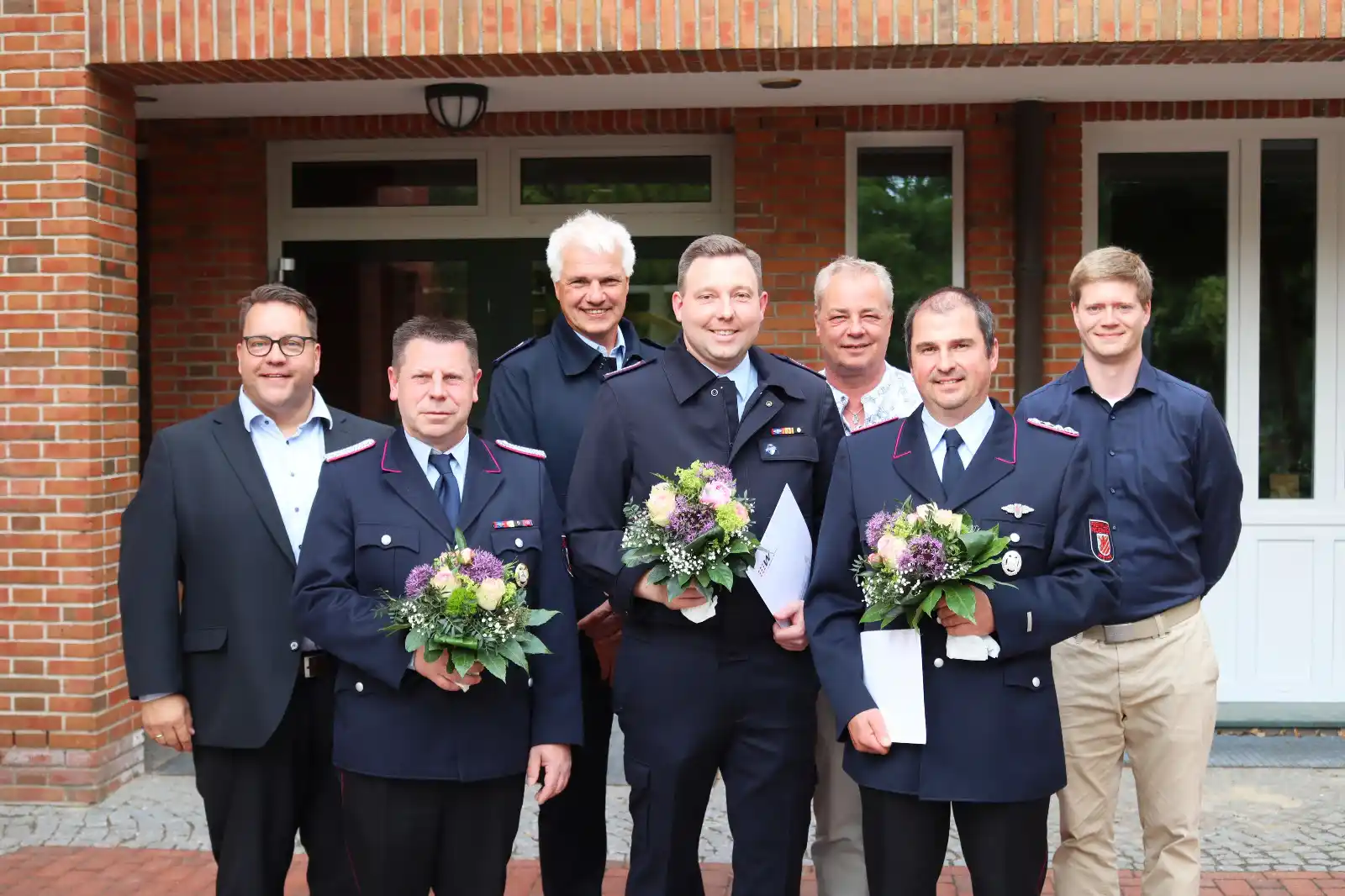 Image from Gemeinde Weyhe: +++ Wechsel im Führungsduo der Ortsfeuerwehr Lahausen +++  Einer bleib...
