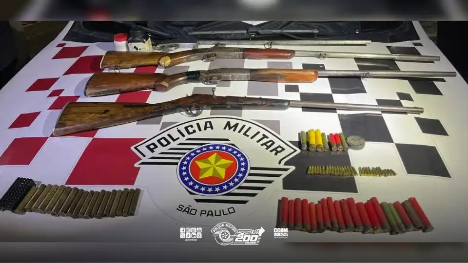 Image from Polícia Militar do Estado de São Paulo: Polícia Militar apreende quatro espingardas e prende dois homens por p...