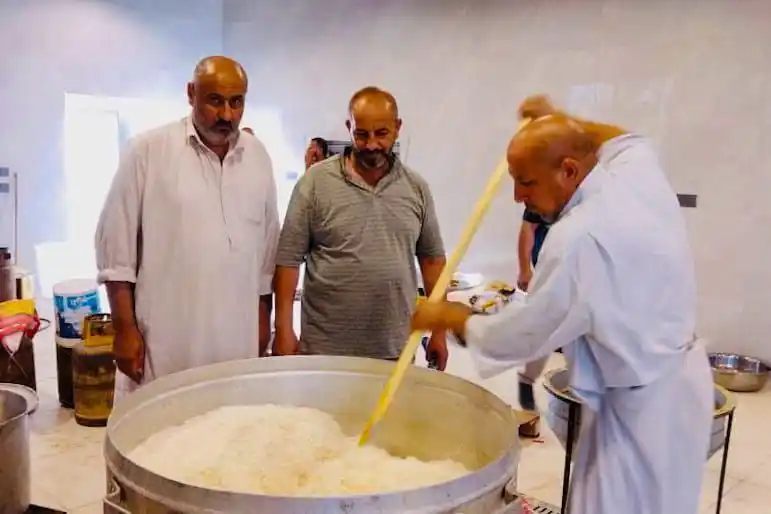 Image from فرقة العباس القتالية/ لواء 26: تغطية خاصة بعيد الأضحى المبارك... تشرّف خدّام المولى أبي الفضل العباس ...