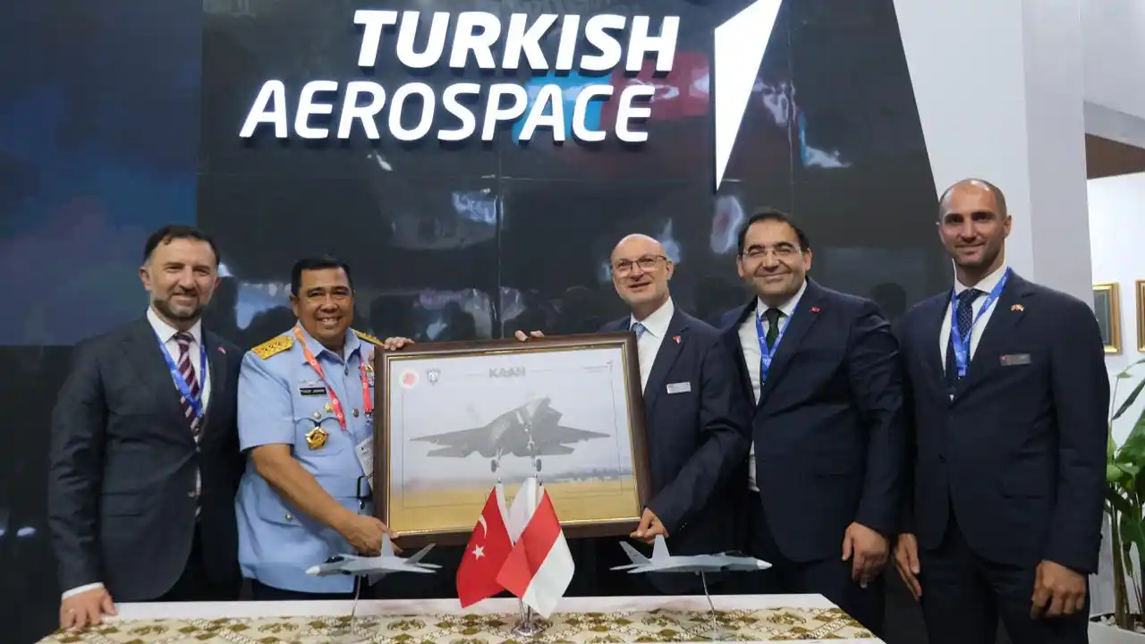 Image from TRT Haber: 🇹🇷🇮🇩 *Türkiye, Endonezya ile rekor ihracat sözleşmesi imzaladı.* ...