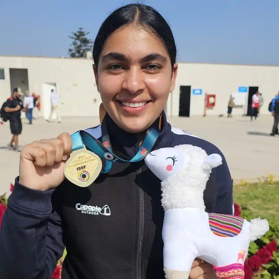 Image from The Online Basta (द ऑनलाइन बस्ता): 19 वर्षीय सुरुचि ने म्यूनिख में आयोजित ISSF वर्ल्ड कप में 10 मीटर एयर ...