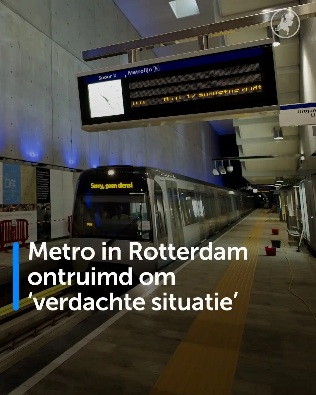 Image from Hart van Nederland: Een metro in Rotterdam is vrijdagochtend ontruimd vanwege een "verdach...
