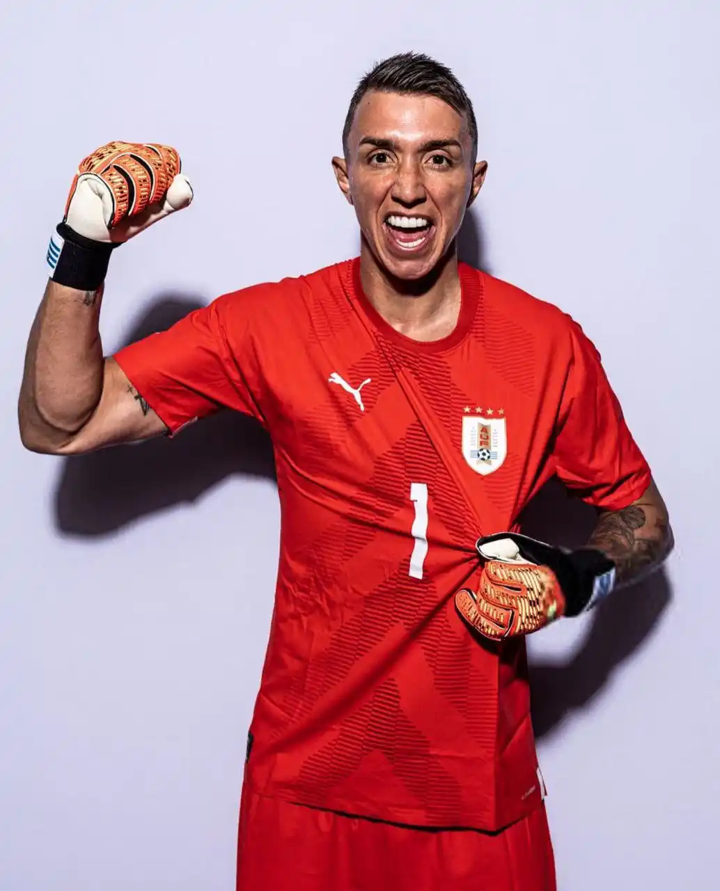 Image from Diário de torcedor: 🚨🚨🚨🚨 Estudiantes de La Plata acertou a contratação do goleiro Fer...