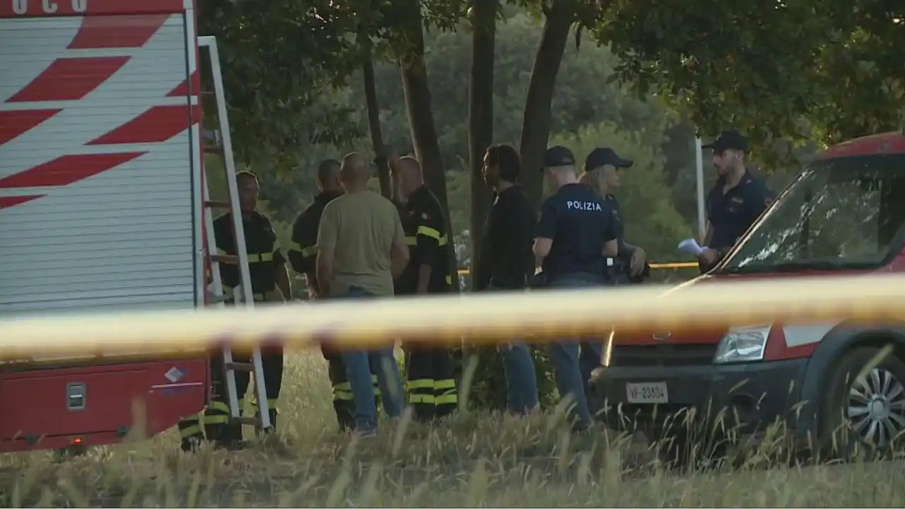 Image from RaiNews: *Fermato in Grecia il presunto killer americano della donna e della bi...