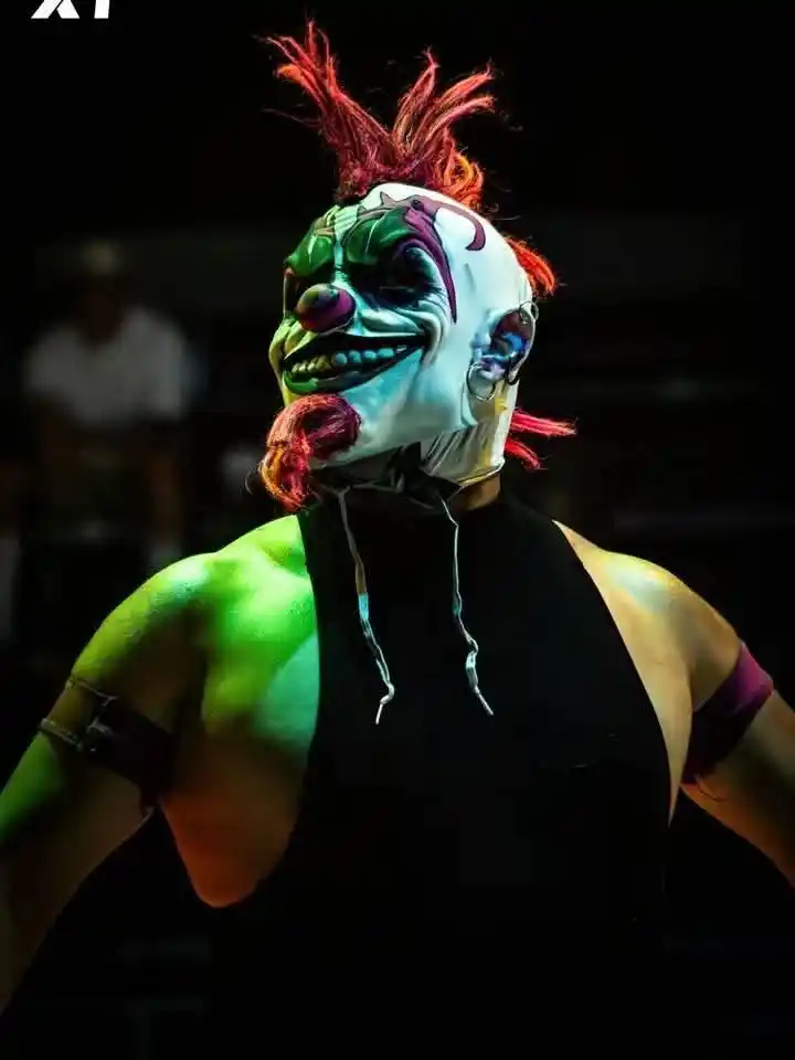 Image from Luchas de la Comarca: HEAVY CLOWN...