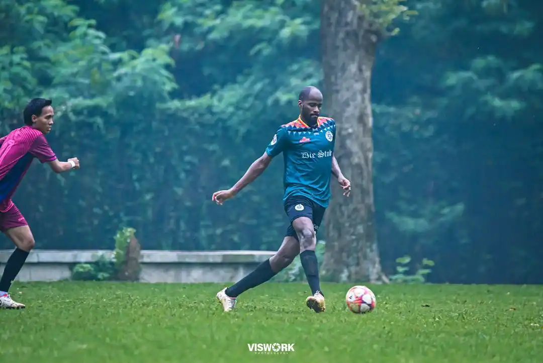 Image from UVA SPORTY TV: *PAGE ROSE SPORTIVE : Joyeux anniversaire à Omari Salumu, attaquant co...