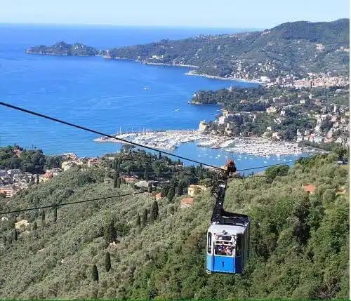 Image from Levante News: *Rapallo: non solo mare, folla di fedeli ed escursionisti a Montallegr...