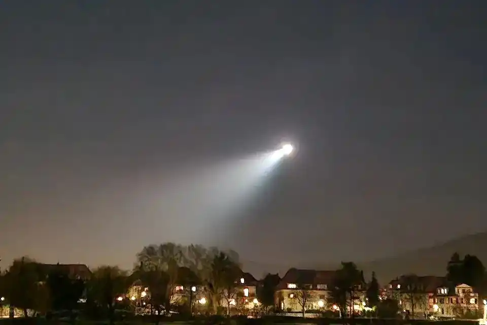 Image from Rhein-Neckar-Zeitung www.rnz.de: Mit diesen Themen verabschieden wir uns am Pfingstmontag 🚁 *Unbekann...