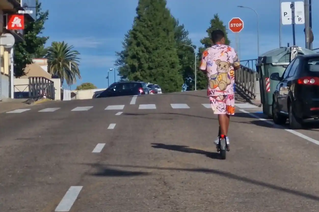 Image from Ayuntamiento de Ciudad Rodrigo: 🛴Ordenanza sobre vehículos de movilidad personal (patinetes) 📄El Bo...