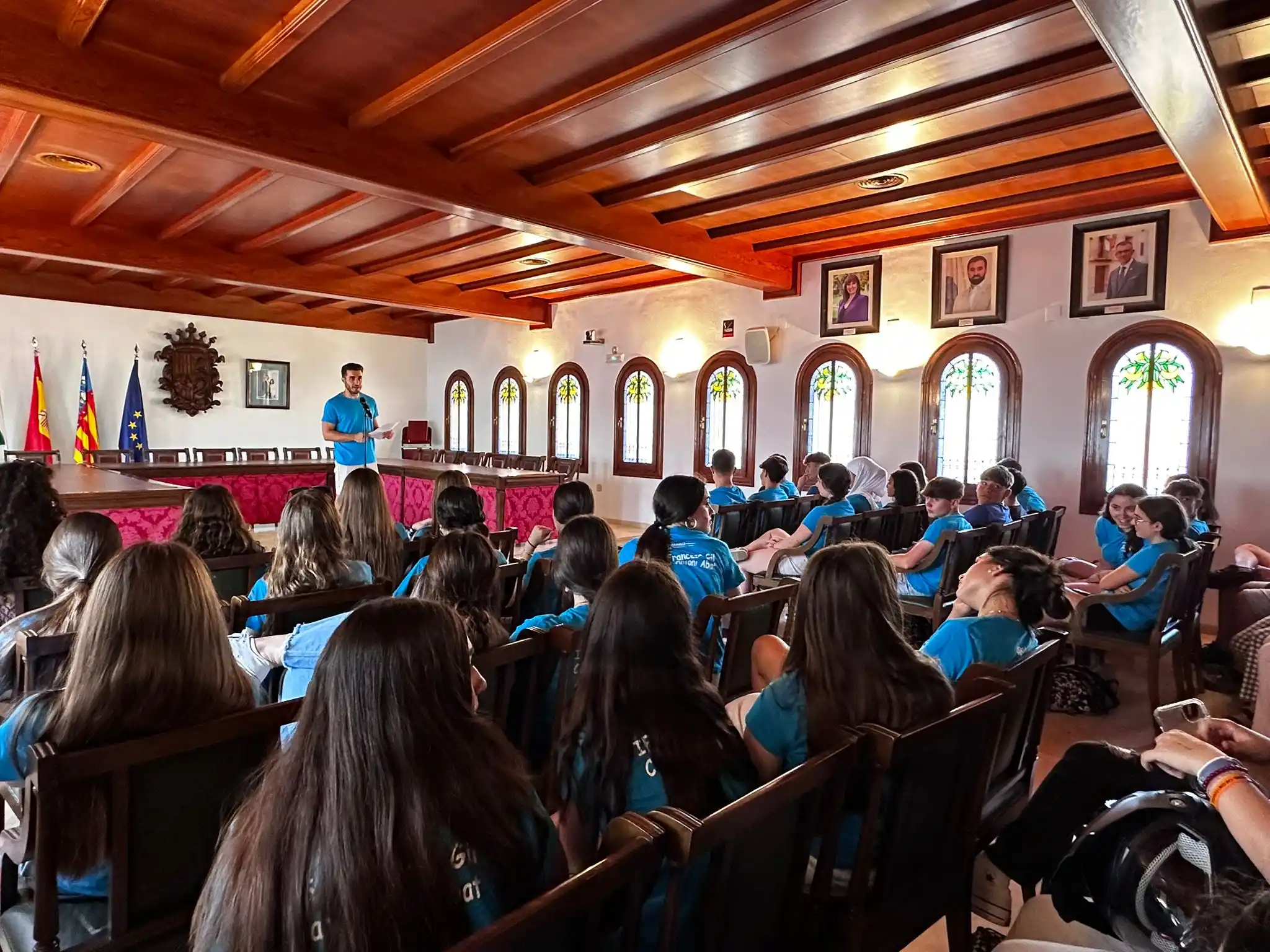Image from Ajuntament de Canals: 🤝 Ahir vam rebre a l’Ajuntament als participants de l’edició del 2025...