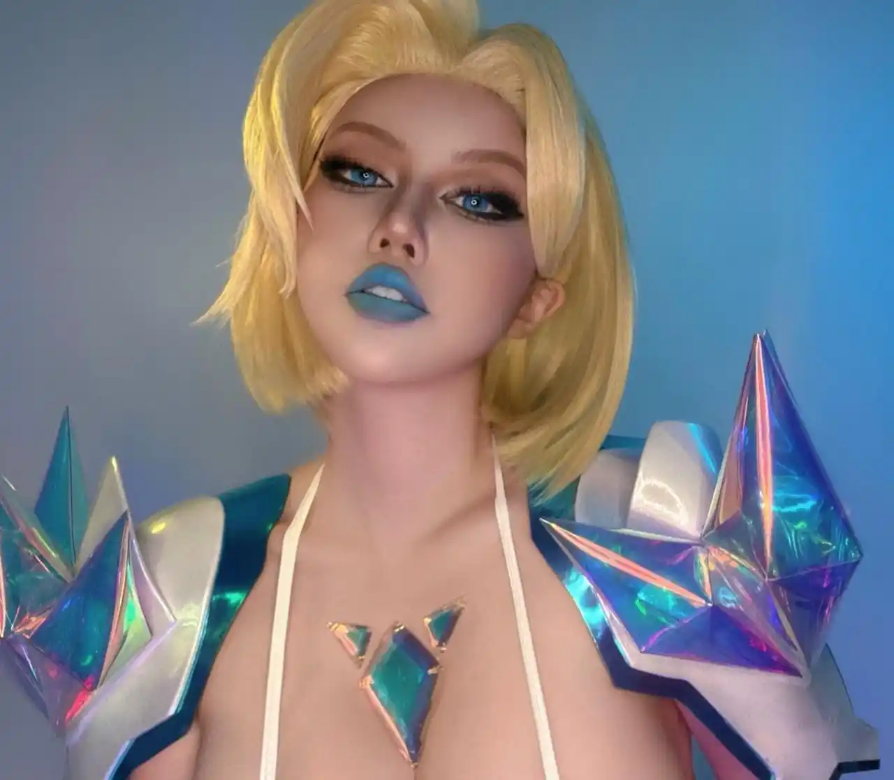 Image from Gudang Cosplay: AinNguyen – Emma Frost Size: 167MB Link: https://e.vg/CrOBZURwD...