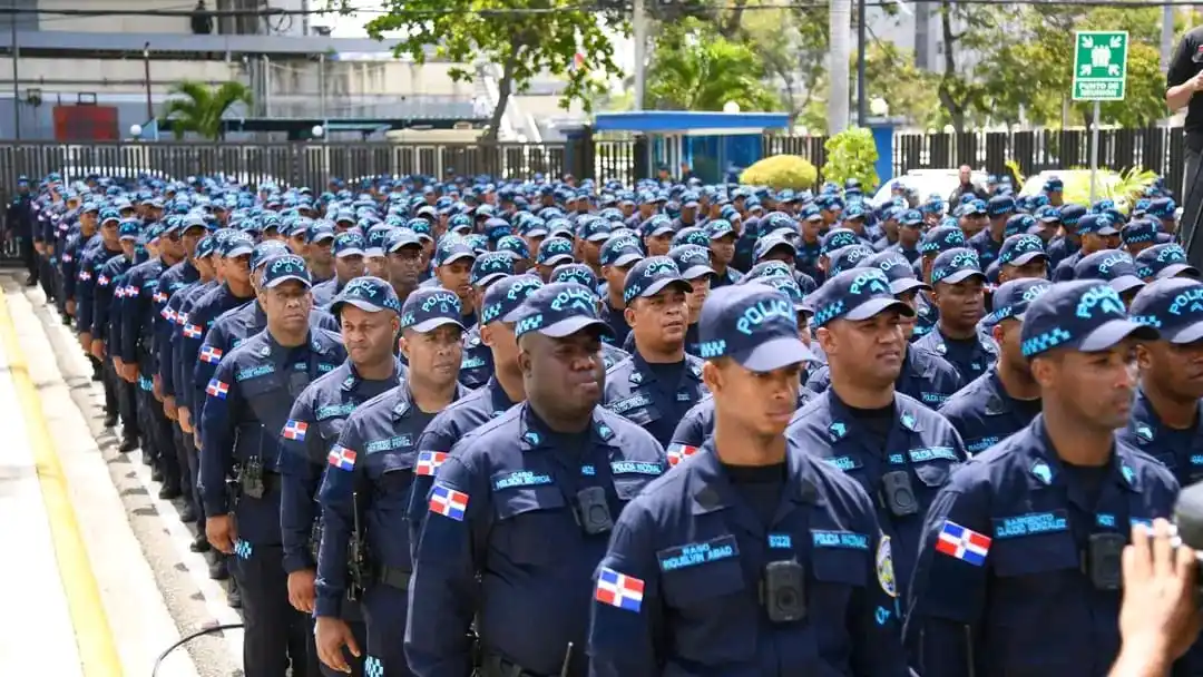 Image from DGM Migración Info Kreyòl: "Aquí están los mejores": Policía lanza nuevo modelo de patrullaje con...