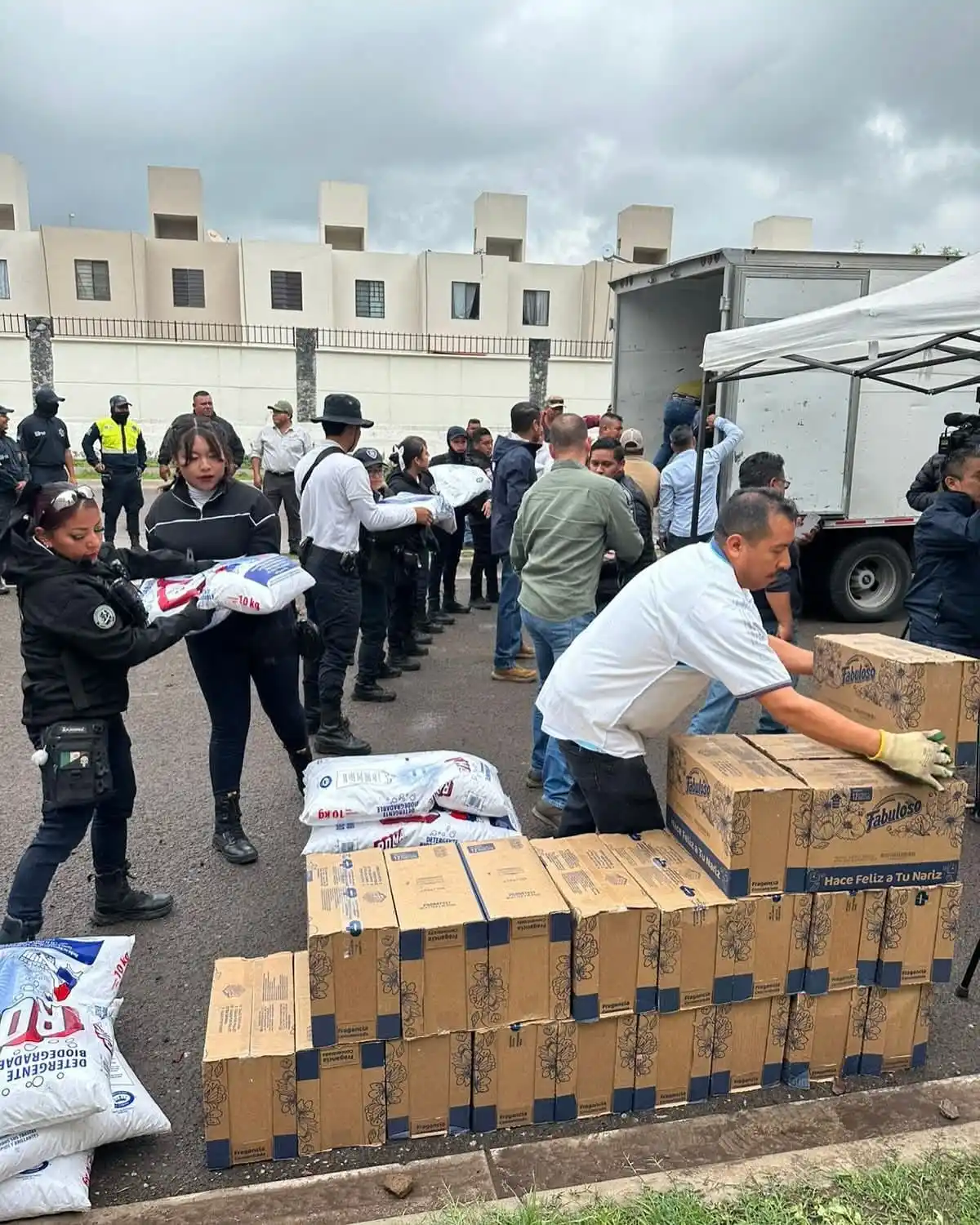 Image from Radar News Querétaro : 🆘💪🌊EL AGUA SE METIÓ A LOS HOGARES Y LAS AUTORIDADES ENTRAN EN ACCIÓ...