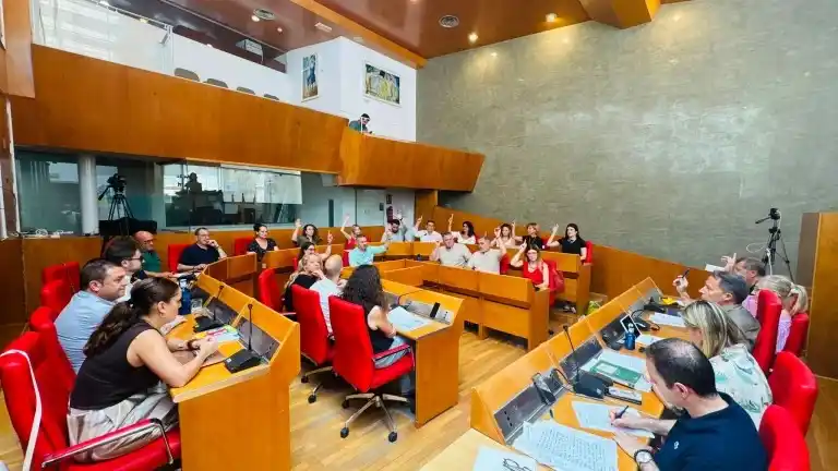 Image from Cope Lorca y Águilas: 🏛️El @AytoLorca aprueba un plan de ajuste económico por incumplir la...