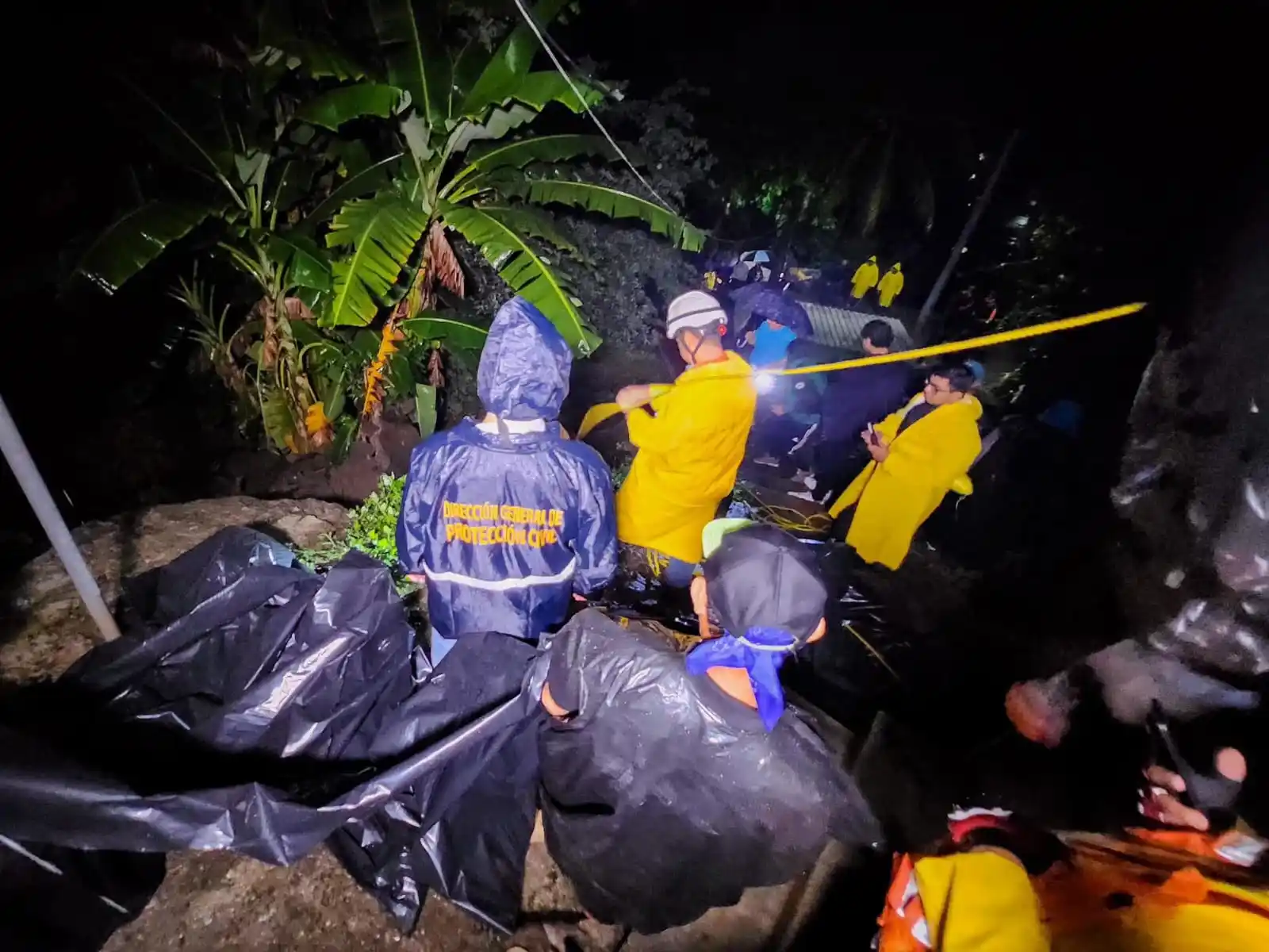 Image from ENFERMED Y Emergencias SV: En respuesta a las afectaciones provocadas por las lluvias registradas...