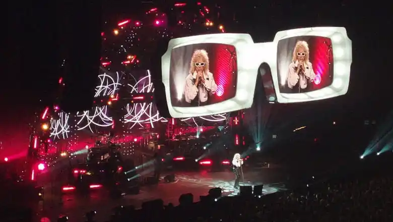 Image from Angers Villactu: *Le concert de Michel Polnareff prévu à l’Arena Loire est annulé* ➡️...