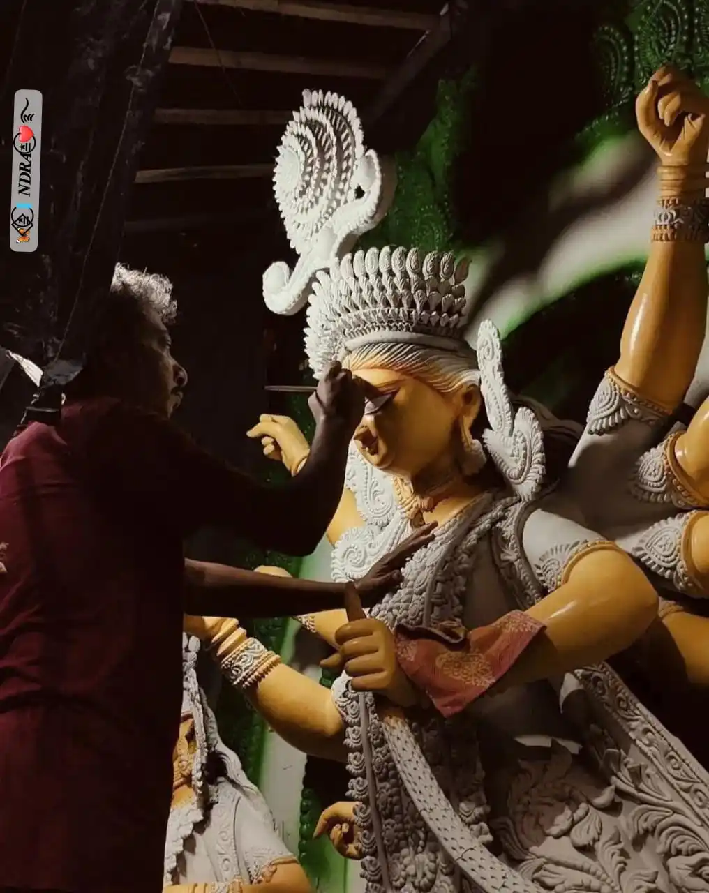 STATUS STATUS WHATSAPP SAVER  LOVE SAD EMOTION GOD MAA RCB SAD STATUS STATUS ANUVUTI অনুভূতি⎯͢⎯⃝❤᪳🌻🦚 post