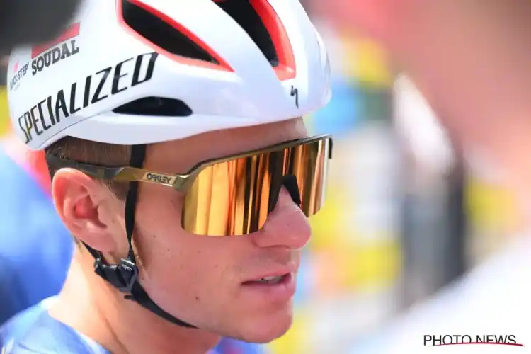 Image from Wielerkrant.be: Niemand die dit zag aankomen: Remco Evenepoel heeft heel opvallende b...
