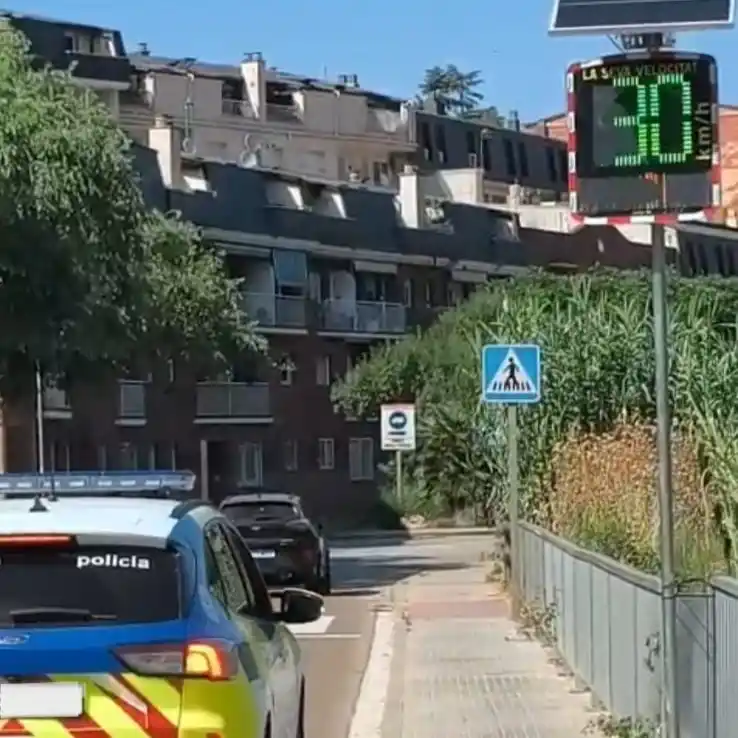 Image from Ajuntament de Corbera de Llobregat: ✅ *S'instal·len dos radars mòbils per controlar la velocitat als carre...