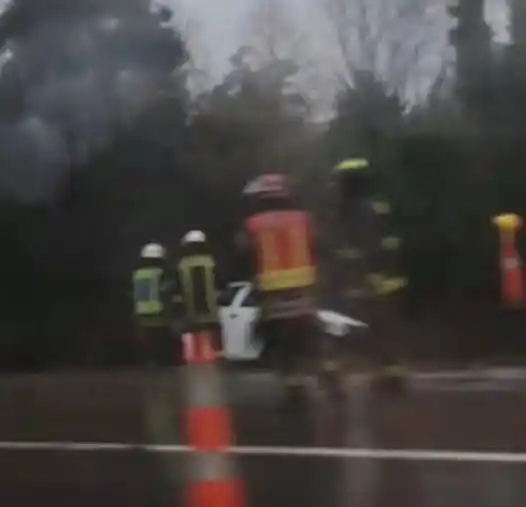 Image from Emergencia San José, Región de los Rios : 🔴ÚLTIMA HORA | Accidente en la Ruta 5 Sur sector Cayuman en la comuna...