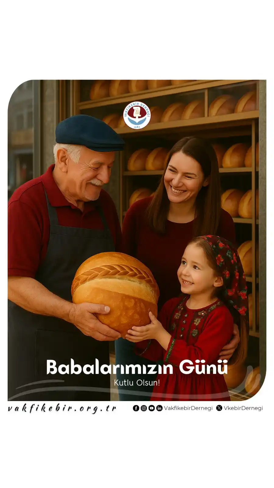 Image from Vakfıkebir Derneği: Yüksek dağların gölgesinde, fırından çıkan sıcak ekmeğin buğusunda, bi...