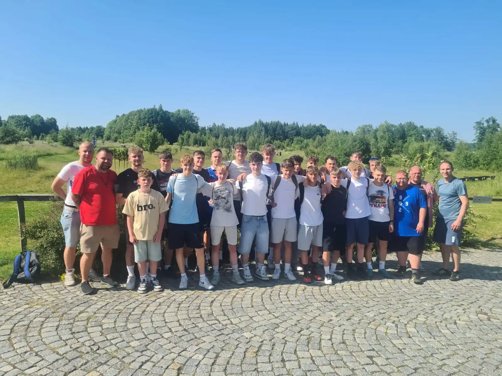 Image from FC Oberlausitz Neugersdorf e.V.: 💙🤍 Abschlussfeier B-Jugend (U17) 🤍💙 Unsere Blau-Weißen U17 Nachwu...