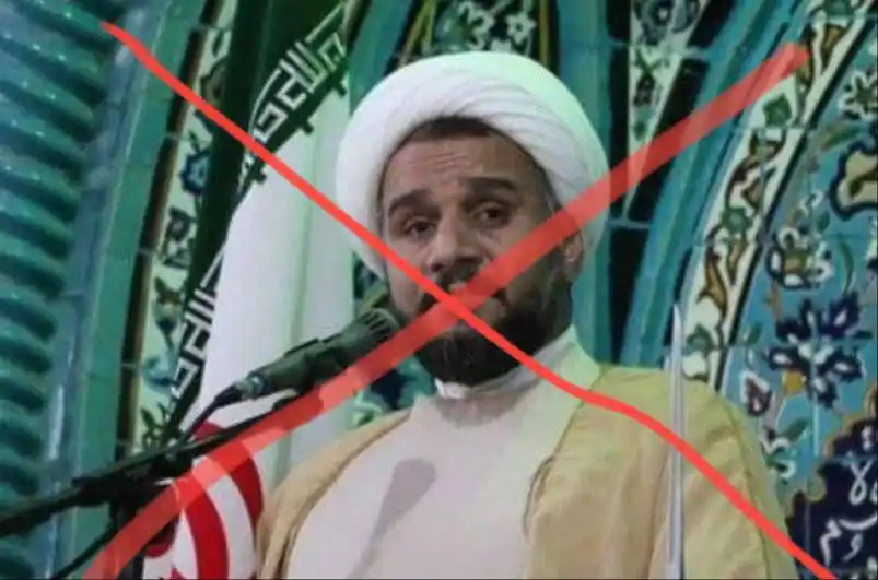Image from خبرنامه نهضت مقاومت ملی ایران: 🔴آخوند طالبی فرد نماینده خامنه ای در فهرج در حال فرار به دست مردم بلو...