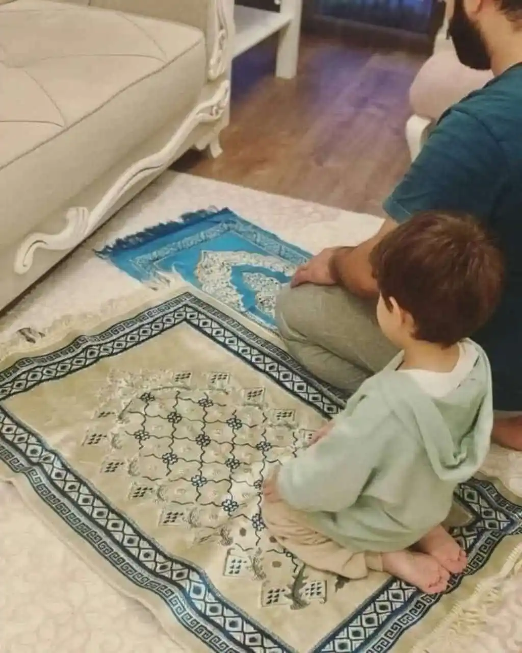 Image from مـحتـوى عــام 💛✨: "إنَّما نتزوَّج ليُخرجَ الله مِن أصلَابنا ذريَّةً تعْبدُه!." عُمر بن...