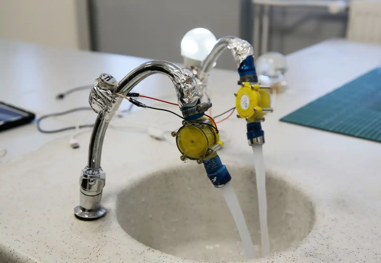 Image from AA Yeşilhat: ⚡Bitlis'te Ahmet Eren Bilim ve Sanat Merkezi öğrencileri, musluktan ak...