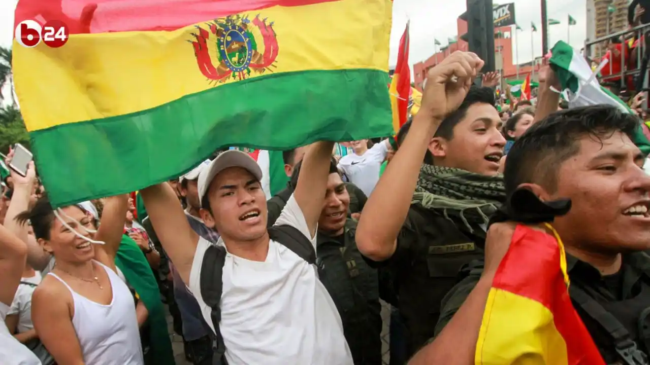 Image from BYOBLU, la Tv dei cittadini: *BOLIVIA: SCONTRI TRA MANIFESTANTI PRO-MORALES E FORZE DELL'ORDINE* I...