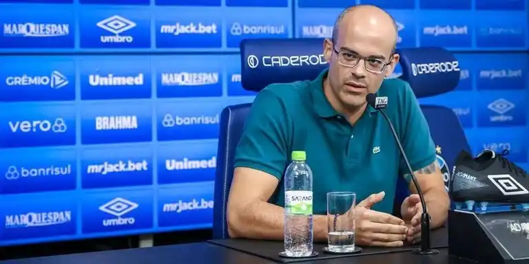 Image from Grêmio CP | Notícias: ➡️Carlos Correa l Caleffi: ‘Mecenas não é gestão, mecenas não é govern...