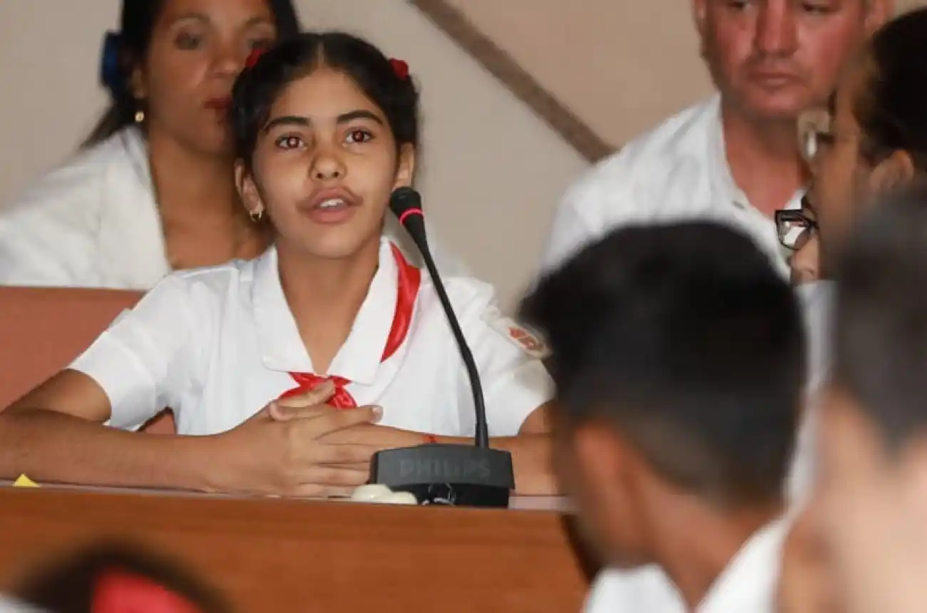 Image from Partido Comunista de Cuba: Carta de los pioneros cubanos a los niños de Palestina Texto íntegro...