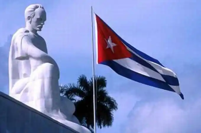 Image from Partido Comunista de Cuba: Dr. Roberto Morales Ojeda (DrRobertoMOjeda) en X  Decimos como Martí e...