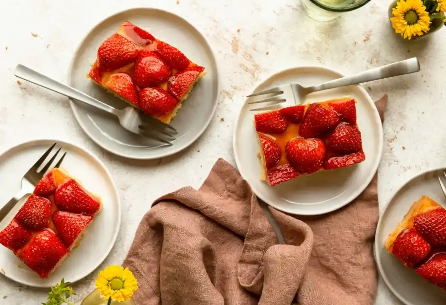 Image from INTERSPAR: Erdbeeren haben gerade Hochsaison! Wie wäre es mit einem fruchtigen Er...