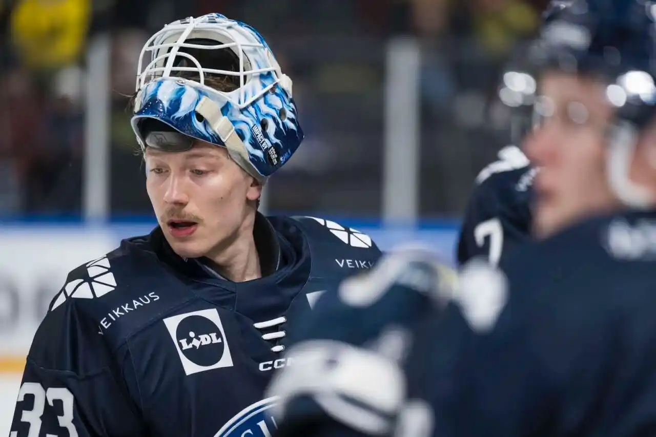 Image from VF Hockey: 🏒👶🏻 Färjestads målvaktsstjärna om glädjebeskedet efter tragedin: ...