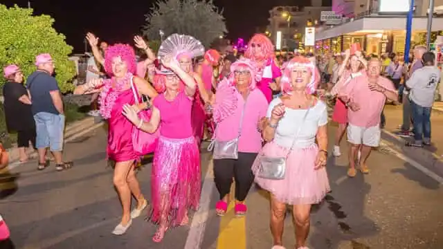 Image from RiminiToday: Liscio Street Parade, Rds Summer Festival e fuochi d'artificio: la Not...