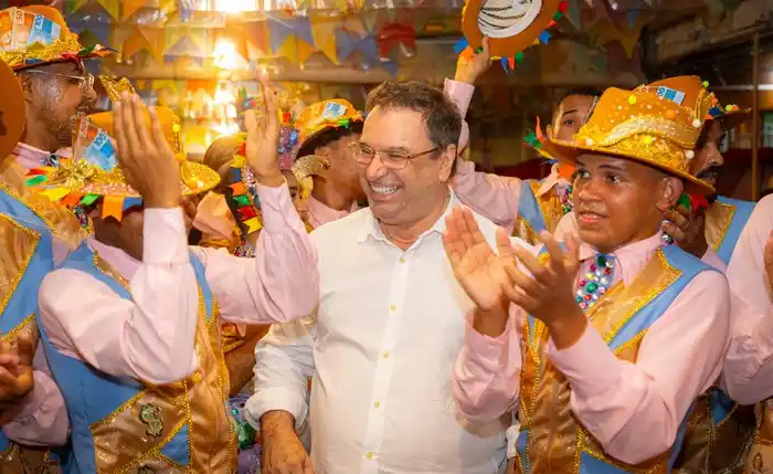 Image from Jornal Extra Alagoas: *Luciano Barbosa destaca participação na abertura dos arraiás comunitá...