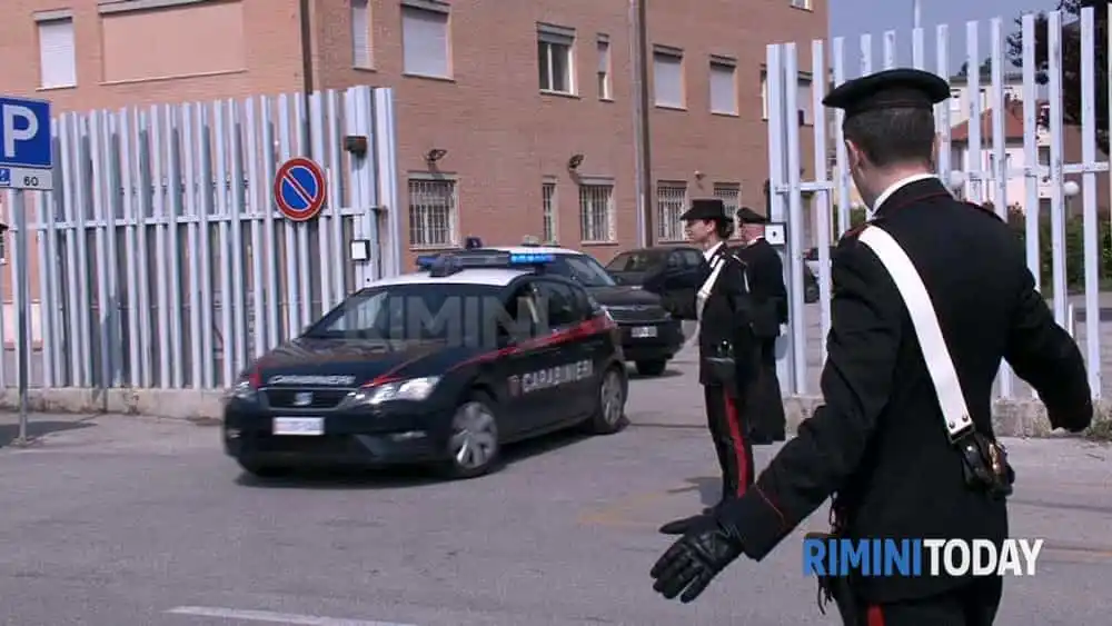Image from RiminiToday: Pistola in pugno assaltano la gioielleria del centro storico in pieno ...