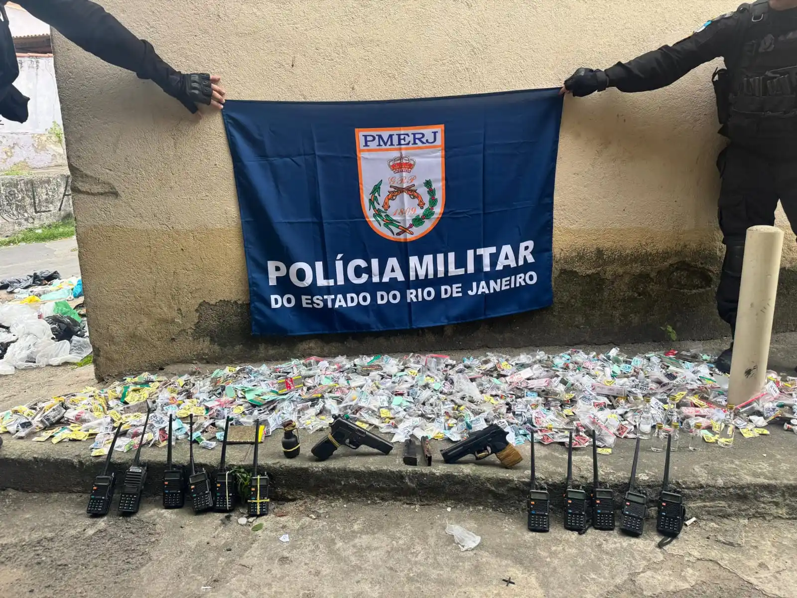 Image from ❇️REALIDADE 021☑️: Prendemos 7 (sete) criminosos nesta manhã (29) em Del Castilho! A ...