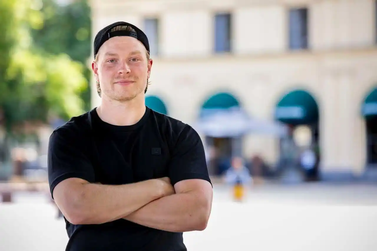 Image from VF Hockey: 🪨 🇸🇪 ✅ Oskar Steen om uteblivna NHL-flytten: ”Det kanske inte pa...